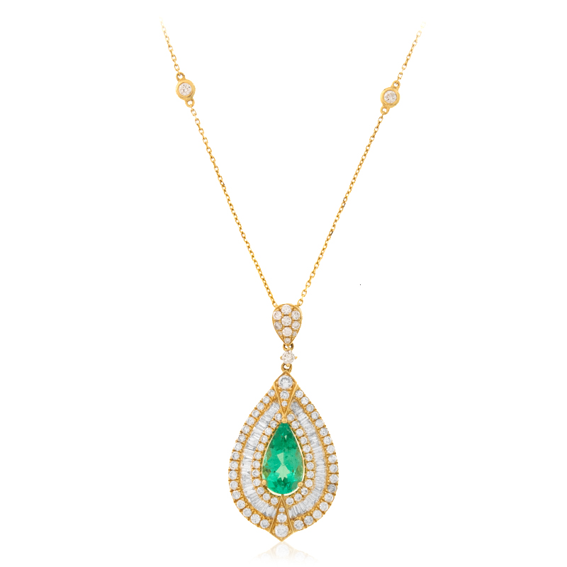 Kolumbianischer Smaragd-Goldhalskette (CIRARI) Kolumbianischer Smaragd-Goldhalskette (CIRARI)