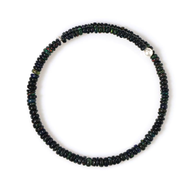 Mezezo-Opal-Stahlarmreif (Riya) Mezezo-Opal-Stahlarmreif (Riya)