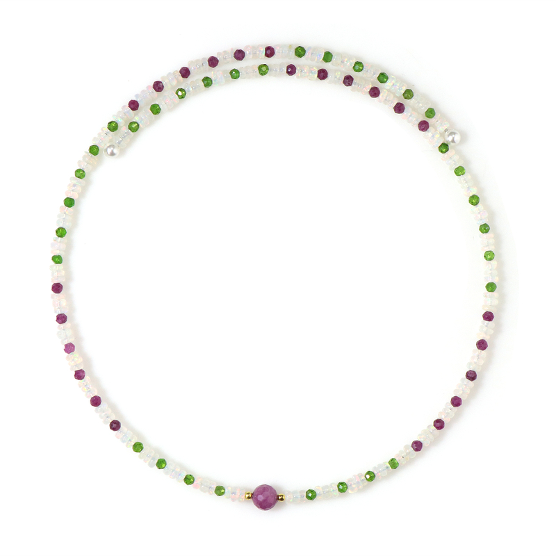 Edelstein-Stahlhalsreif (Riya)