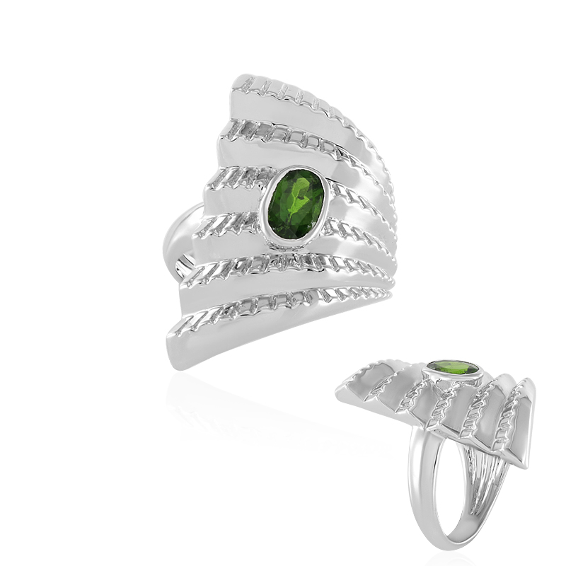 Russischer Diopsid-Silberring (SAELOCANA) Russischer Diopsid-Silberring (SAELOCANA)