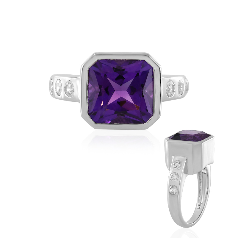 Sibirischer Amethyst-Silberring Sibirischer Amethyst-Silberring