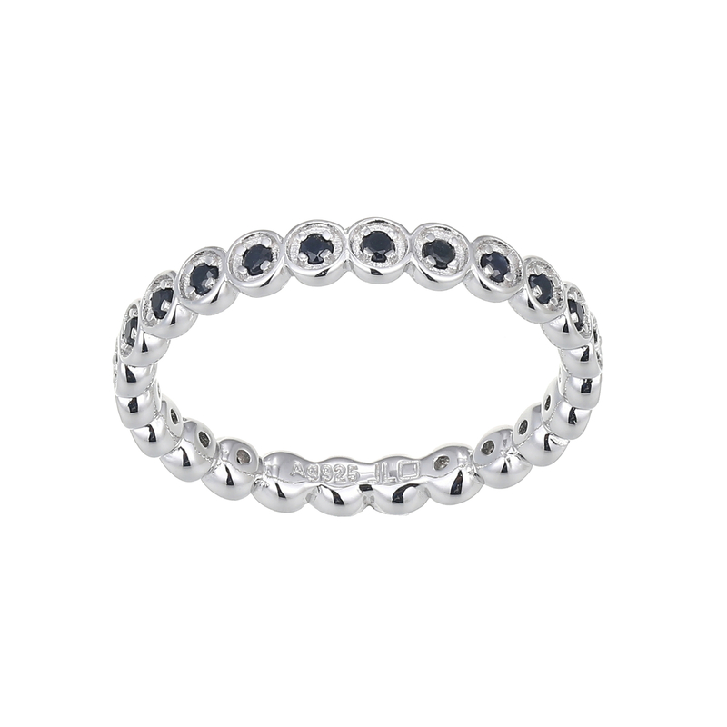 Schwarzer Saphir-Silberring