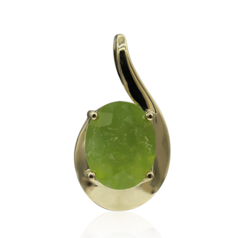 Brasilianischer Grüner Opal-Goldanhänger (Tenner Diniz) Brasilianischer Grüner Opal-Goldanhänger (Tenner Diniz)