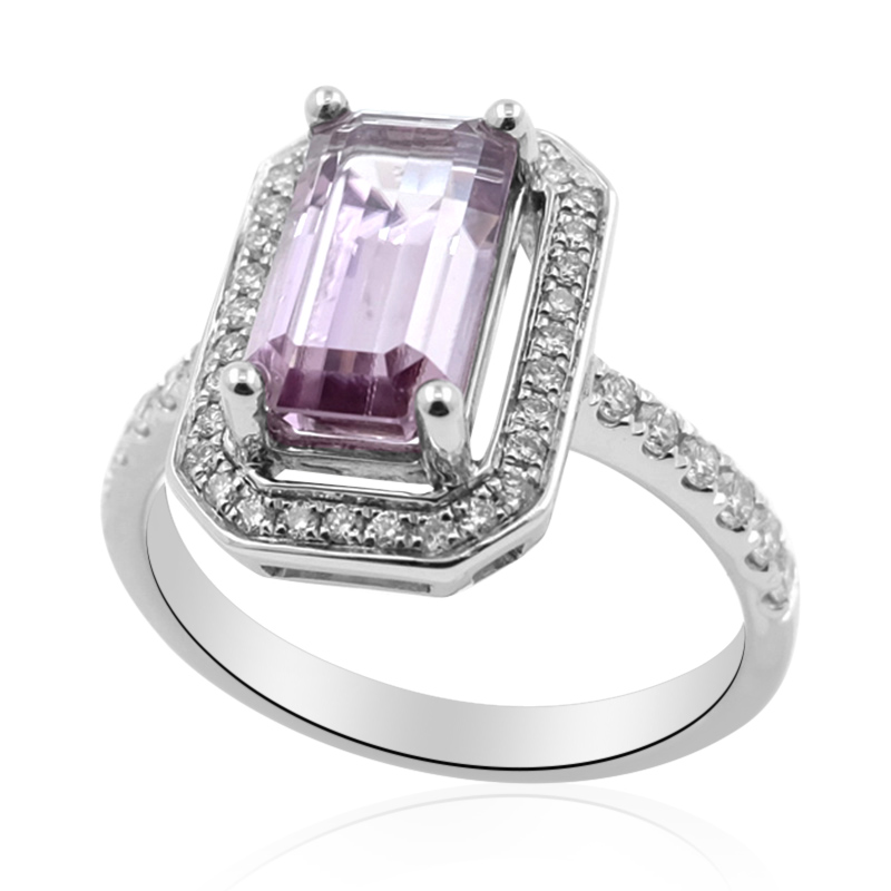 Pinkfarbener Diaspor-Goldring (AMAYANI) Pinkfarbener Diaspor-Goldring (AMAYANI)